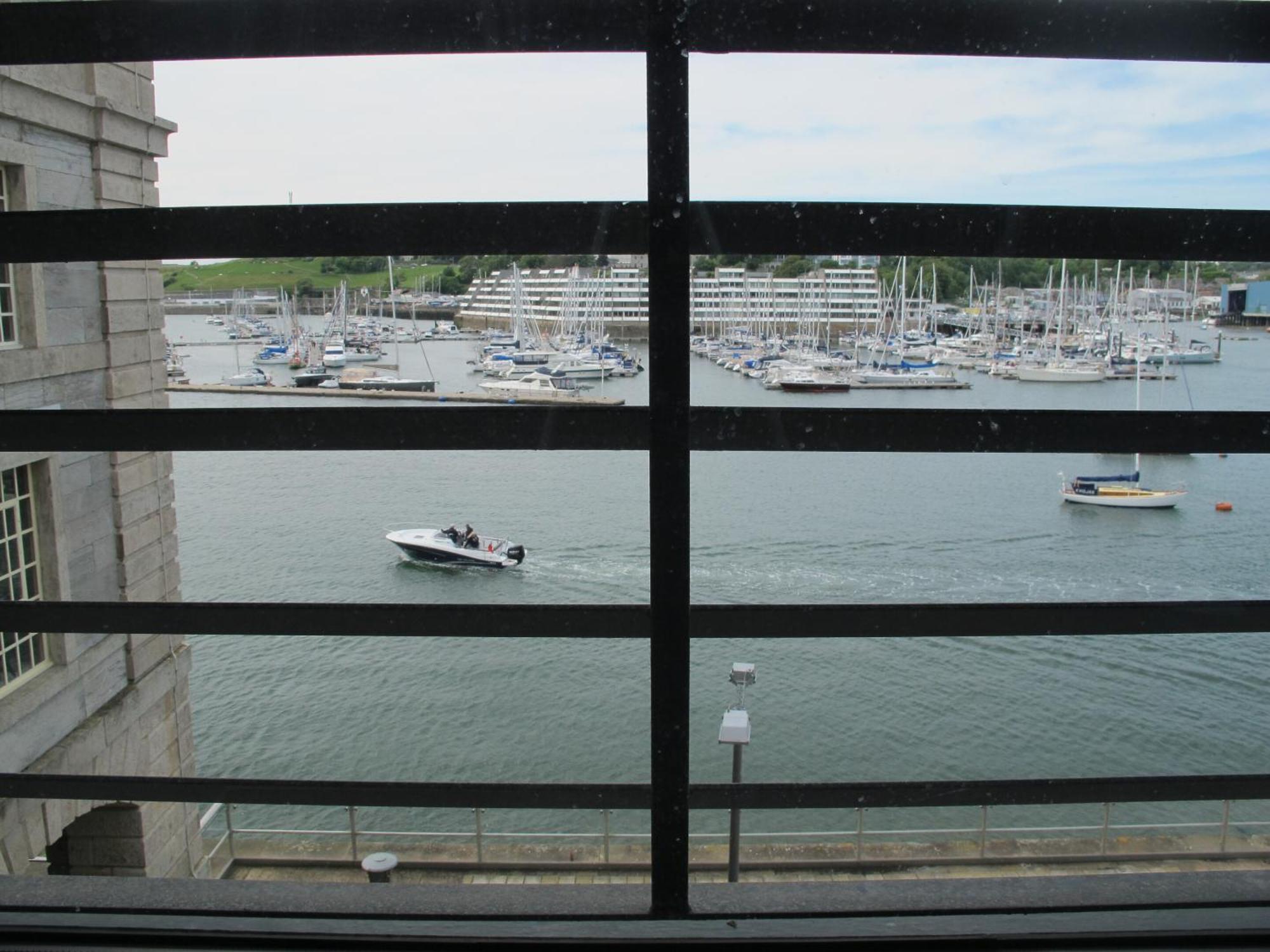 Апартаменты 45 Brewhouse - Royal William Yard Плаймаут Экстерьер фото